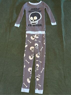 Little Boys Size 5 COTTON ON KIDS Pajama Set Skulls Long Sleeve Cozy Blue Grey